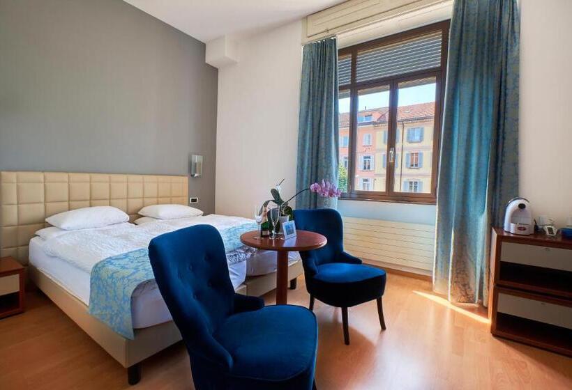 Comfort room with city view, Zurigo Downtown