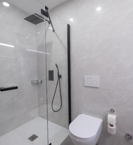 سوئیت جونیور با تراس, Zurigo Downtown
