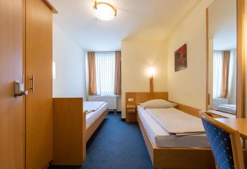 اتاق استاندارد, Trip Inn Hotel Conti