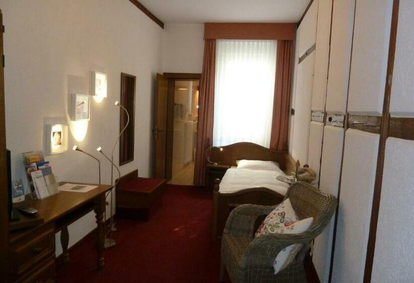 Номер Стандарт Индивидуальный, Akzent Hotel Berg S Alte Bauernschänke  Wellness Und Wein