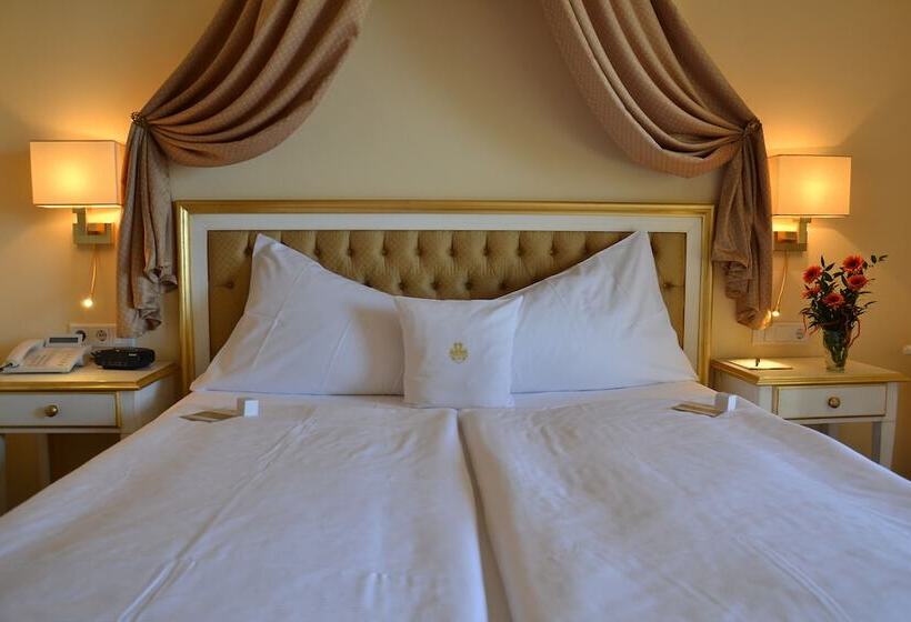اتاق استاندارد, Burghotel Staufenberg