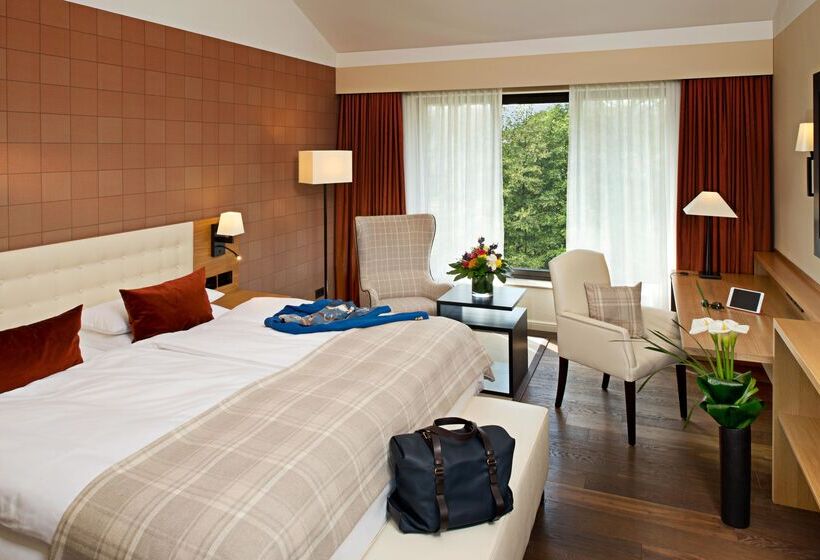 اتاق سوپریور, Hilton Frankfurt Gravenbruch