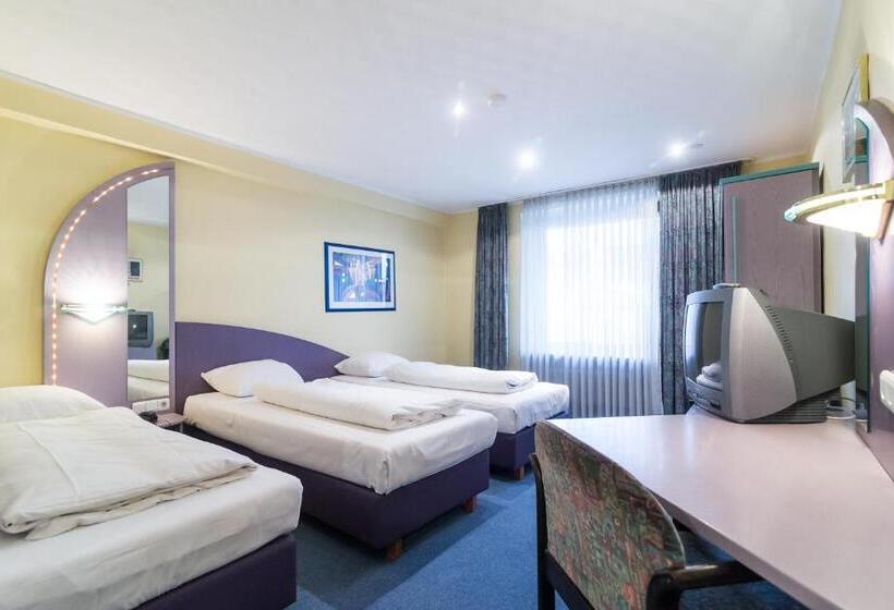 标准三人间, Tagungshotel Höchster Hof