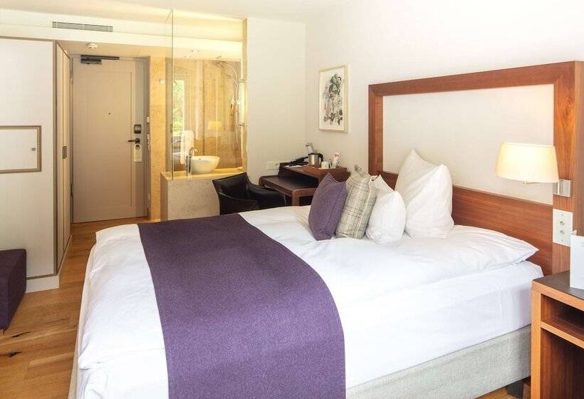 اتاق استاندارد یک نفره, Waldhotel Stuttgart