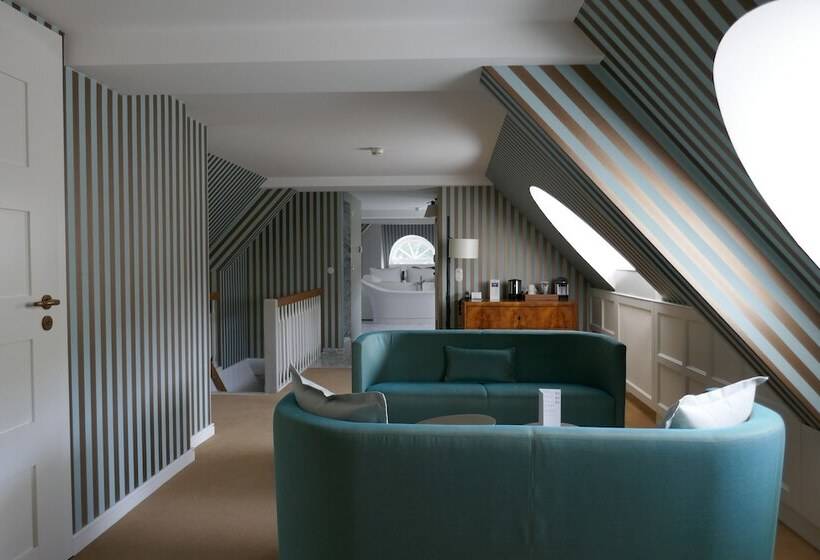 سوییت جونیور, Waldhotel Stuttgart