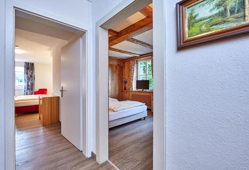 Четырехместный Номер Superior, Zum Turm     Apartments Und Gästezimmer