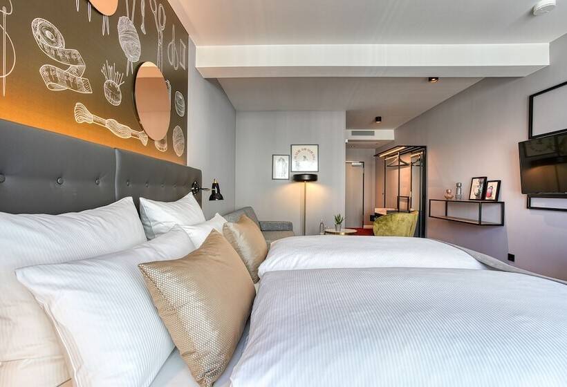 Номер Стандарт Трехместный, Centro Hotel Stern, Trademark Collection By Wyndham