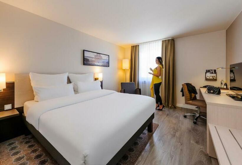 اتاق استاندارد, Mercure Hotel München Süd Messe