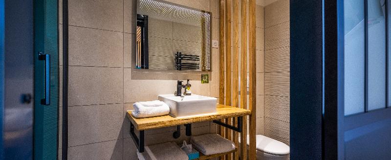 Номер Стандарт, Auberge Du Poids Public Logis
