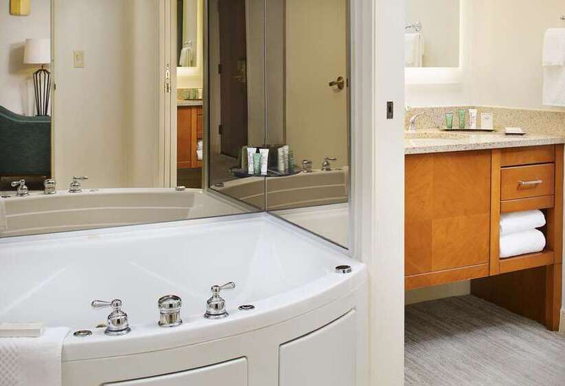 이그제큐티브 스위트 킹침대, Hilton Colon Quito