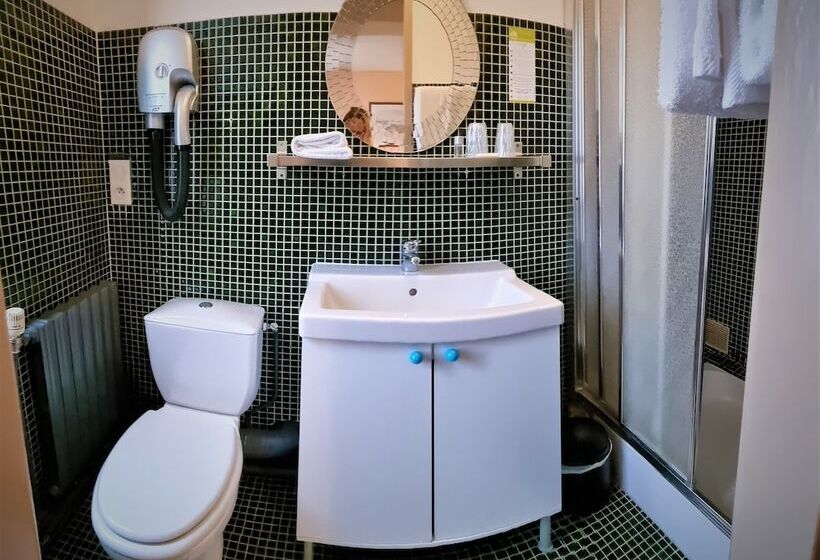Номер Стандарт, L Auberge Du Cochon D Or