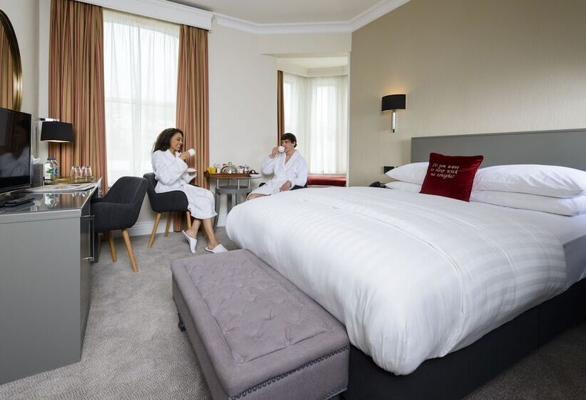 이그제큐티브 룸, The Metropole Hotel Cork