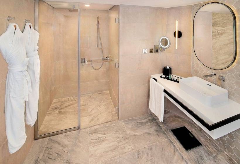 Президентский Люкс, Sheraton Abu Dhabi Hotel & Resort