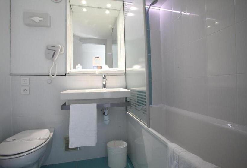 Номер Стандарт, Kyriad Nancy Sud  Ludres