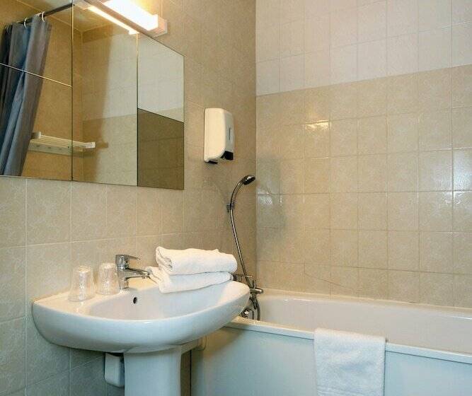 Четырехместный Номер Стандарт, Le Lagon