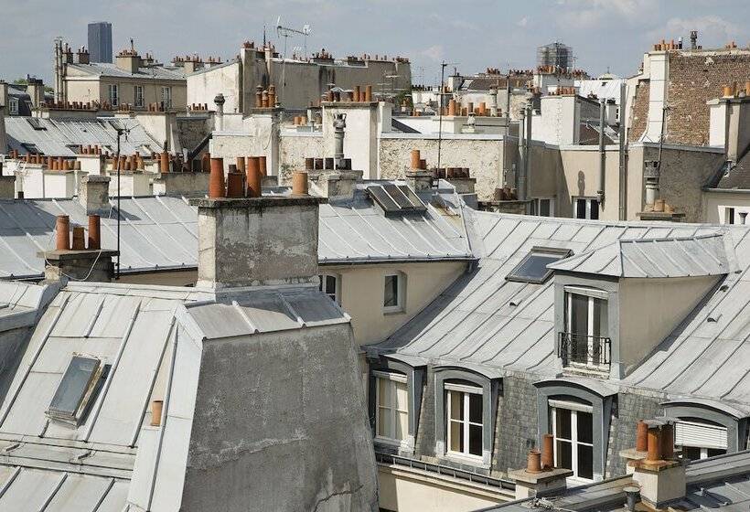 اتاق استاندارد یک نفره, Les Tournelles