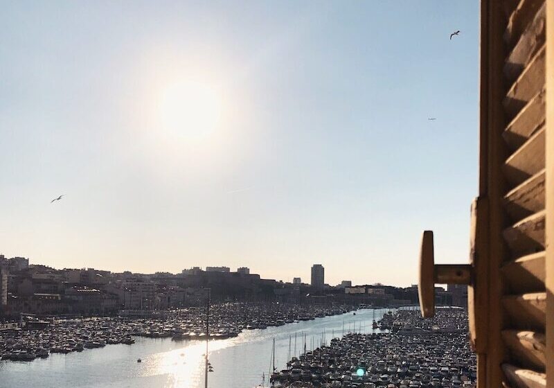 Номер Deluxe, New Hotel Le Quai   Vieux Port