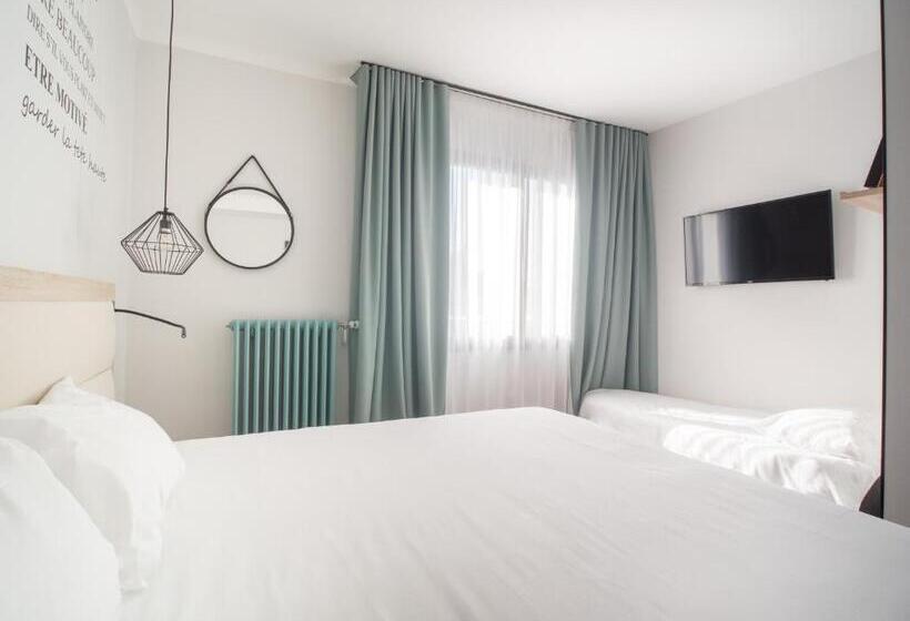 اتاق استاندارد سه نفره, Urban Style Hotel De France