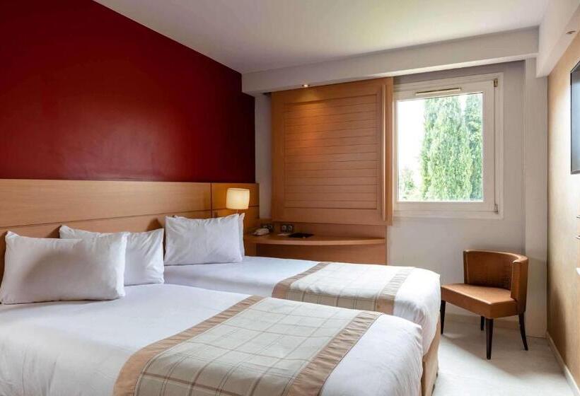 Номер Superior, Best Western Plus Le Lavarin