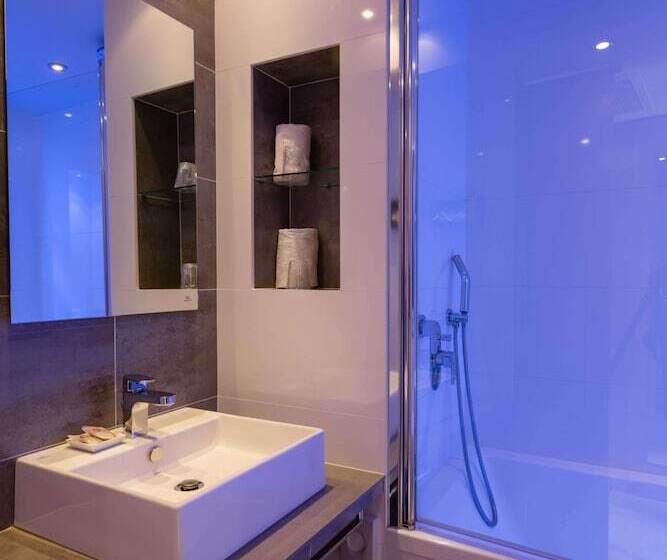 Семейный Номер, Best Western Plus Le Lavarin