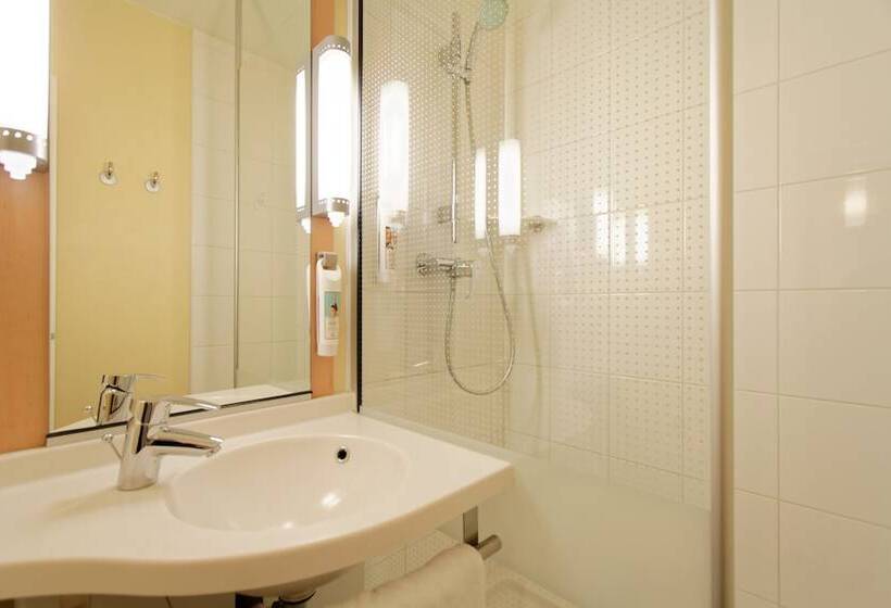 Номер Стандарт Двуспальная Кровать, Ibis Paris Porte D'italie