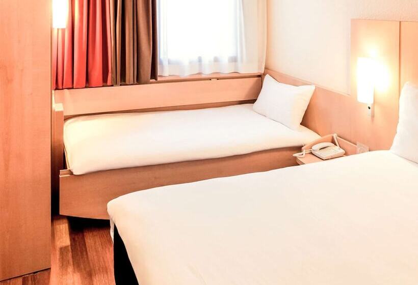 Номер Стандарт, Ibis Paris Porte D'italie