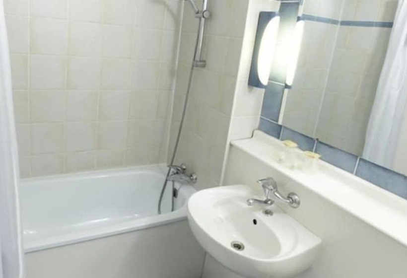 اتاق استاندارد, Kyriad Direct Epinal