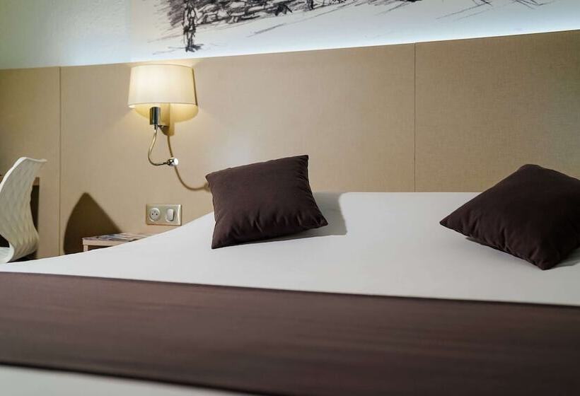اتاق استاندارد با تخت دوبل, Hôtel Kyriad Lille Nord   Roncq