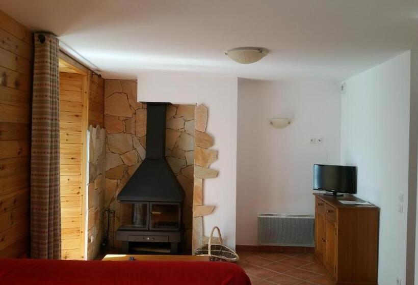 Люкс 2 Спальни, Auberge Edelweiss