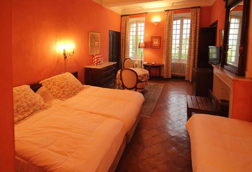 اتاق استاندارد سه نفره, Hostellerie Le Beffroi
