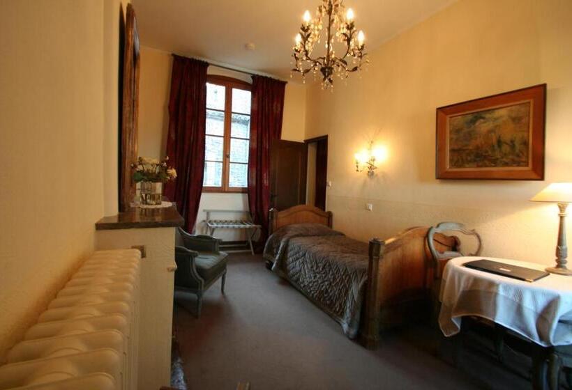 اتاق استاندارد سه نفره, Hostellerie Le Beffroi
