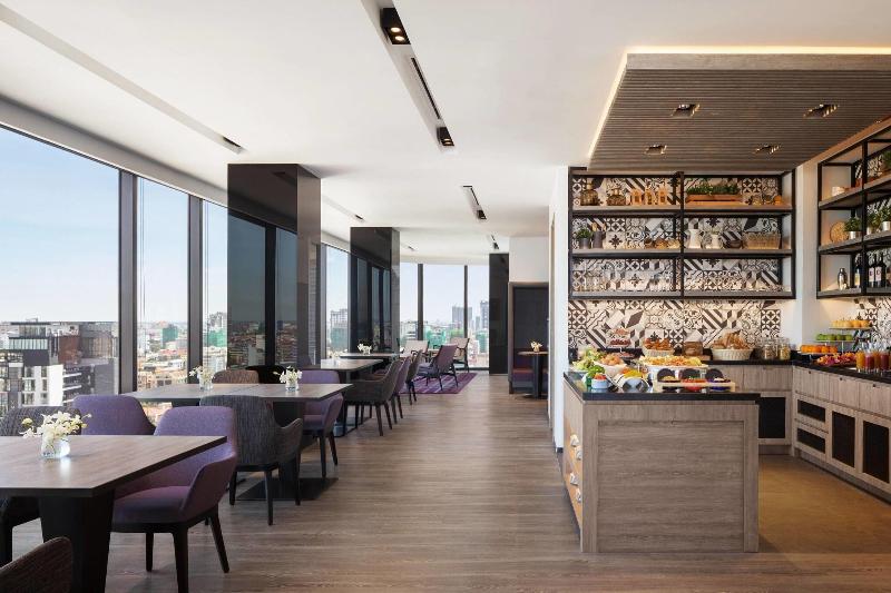 سوییت اجرایی, Hôtel Lancaster Paris Champs Elysées