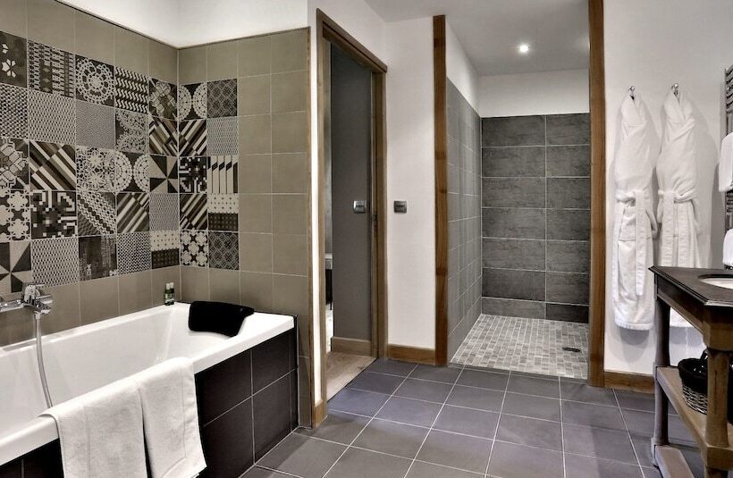 Suite, Les Glycines   Hôtel & Spa   Teritoria