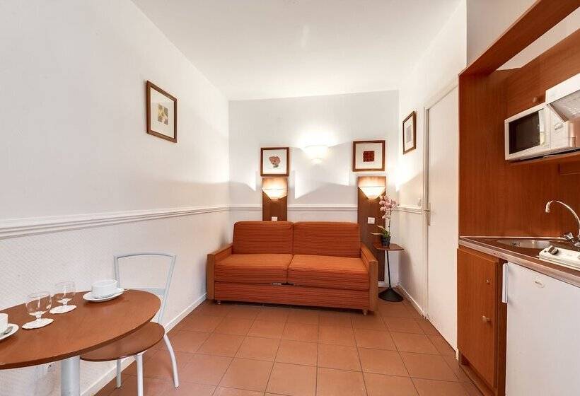 带2个卧室的公寓, Pavillon Courcelles Parc Monceau