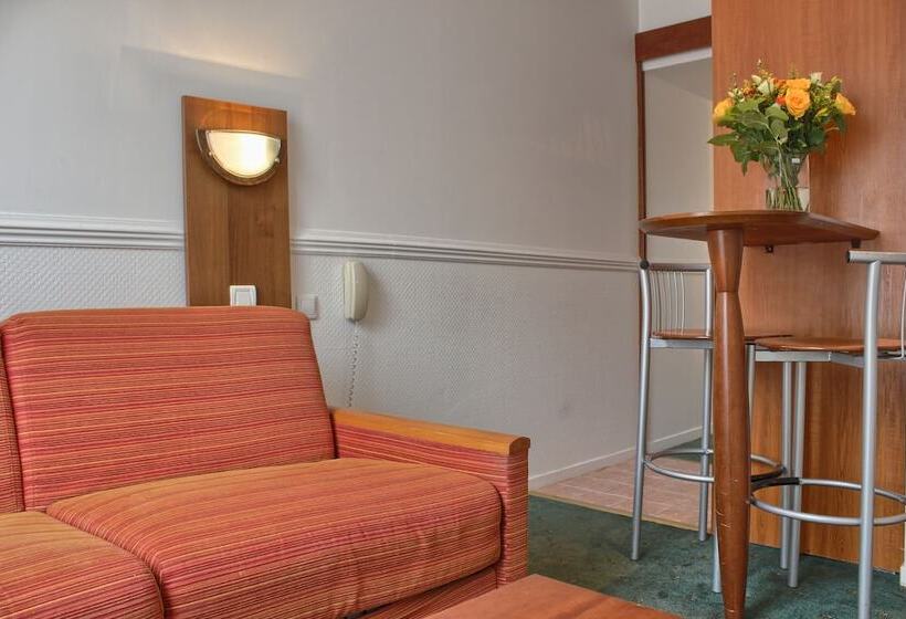 带2个卧室的公寓, Pavillon Courcelles Parc Monceau
