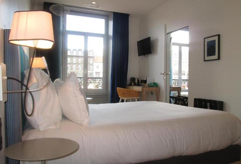 اتاق خانوادگی, The Originals Boutique, Hôtel Le Lion, Clermontferrand