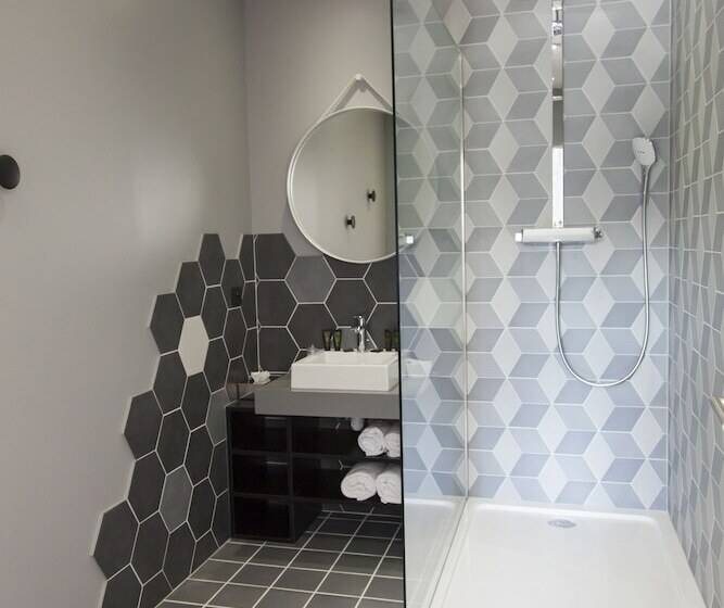 اتاق استاندارد, The Originals Boutique, Hôtel Le Lion, Clermontferrand