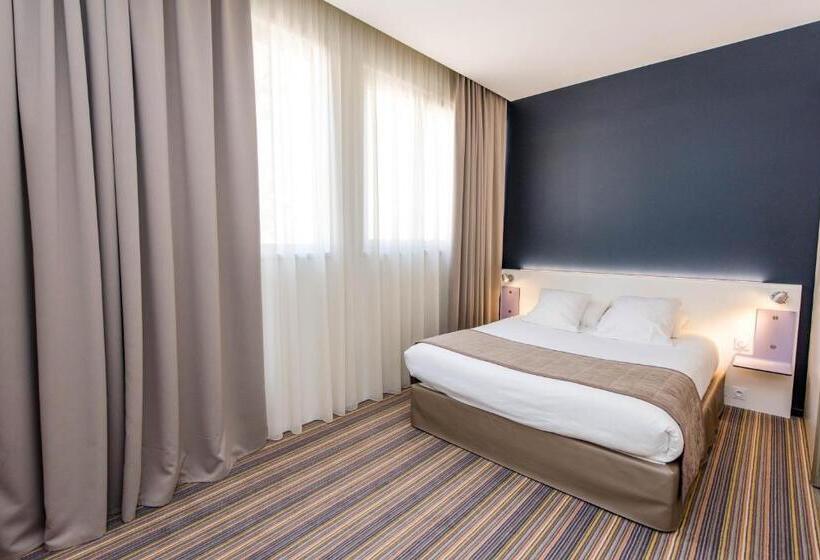 Семейный Номер, Privilège Appart Hôtel Saint Exupéry