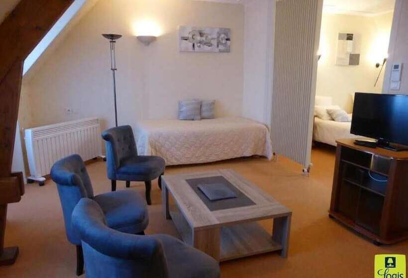 Полулюкс, Logis   Hostellerie & Restaurant Saint Louis