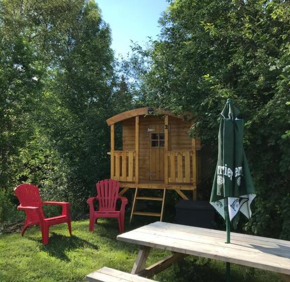 Standard Tent, Le Relais De La Forge