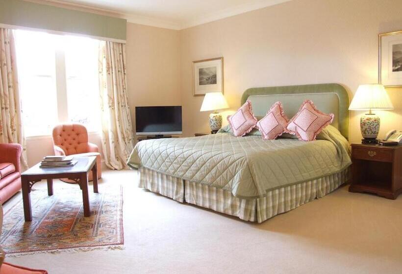 اتاق سوپریور با چشم‌انداز, Kinloch House