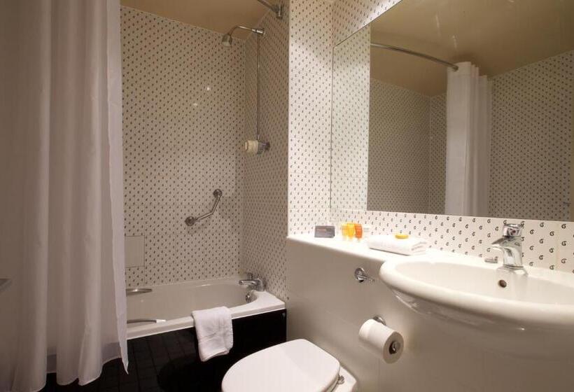 اتاق استاندارد یک نفره, London Croydon Aerodrome Hotel, Bw Signature Collection