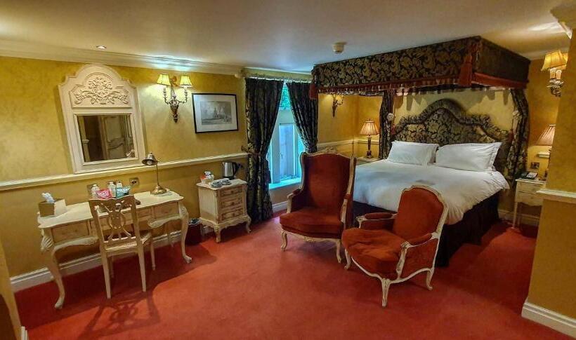 Superior Interior Room, Lumley Castle