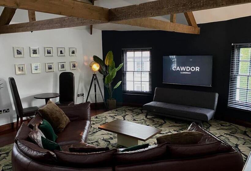 1 Bedroom Penthouse Apartment, The Cawdor