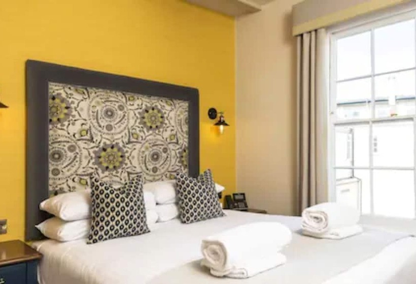 اتاق استاندارد, The George