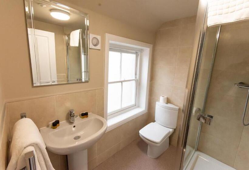 آپارتمان 1 خوابه, The George