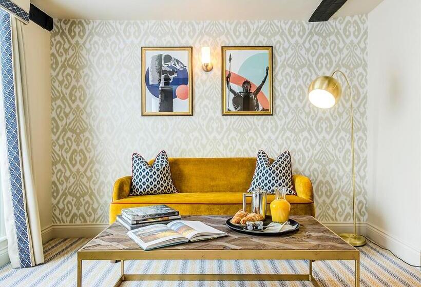 سوییت, The George