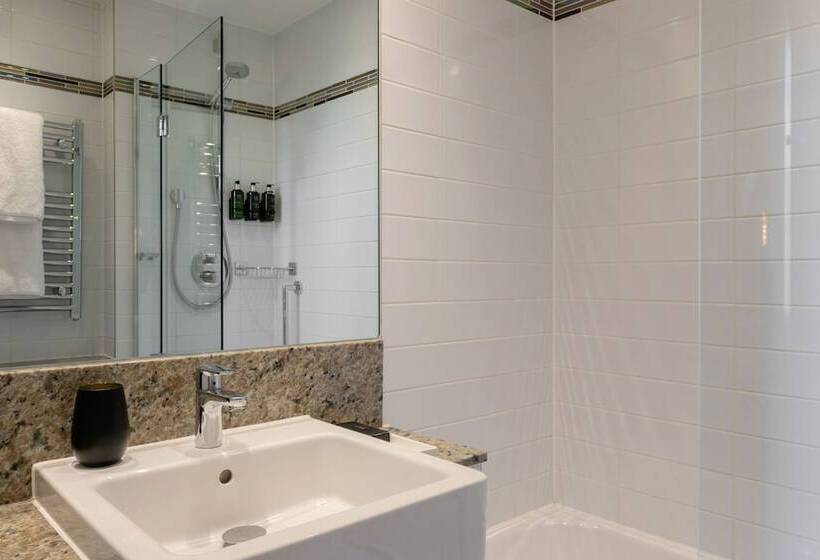 Индивидуальный Номер Классика, Meliá London Kensington Member Of Meliá Collection