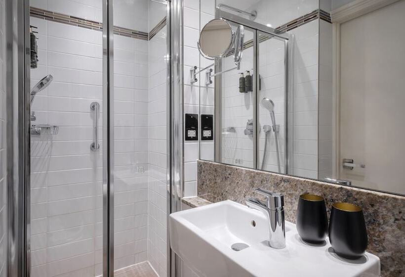 Номер Стандарт, Meliá London Kensington Member Of Meliá Collection