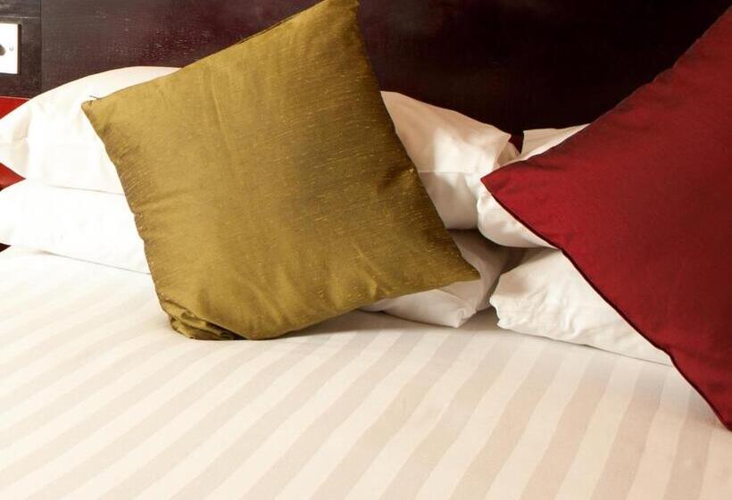 اتاق کلاسیک, Mercure York Fairfield Manor